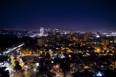 Meksika şehir manzarası, gece