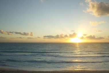 gün batımında cancun, Meksika