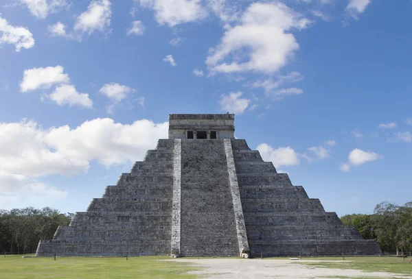 Mayan ruins at Chichen Itza, Mexico — Stock Photo, Image