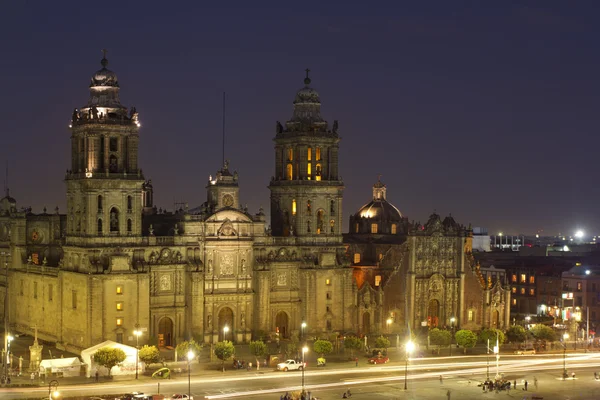 Zocalo w mexico city, w nocy — Zdjęcie stockowe