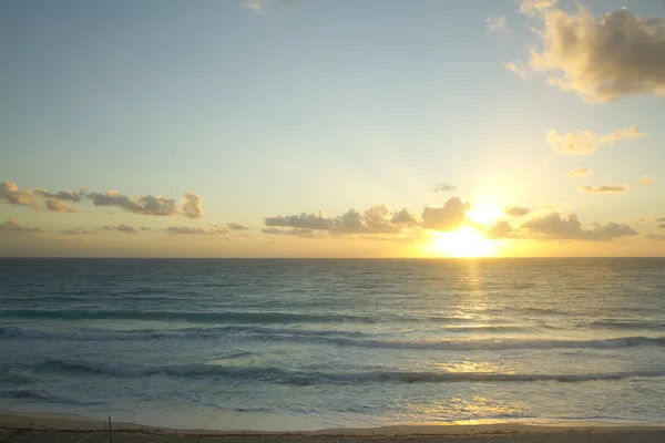 Sonnenuntergang bei Cancun, Mexiko — Stockfoto