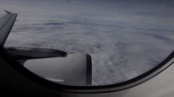 Flugzeugwolken — Stockvideo