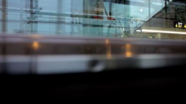 Havaalanı travelator