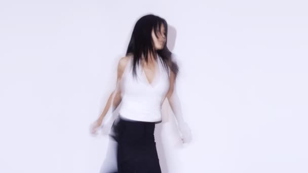 Stop motion d'une femme dansant 