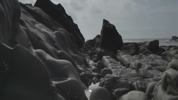Timelapse av den vackra och dramatiska kusten — Stockvideo
