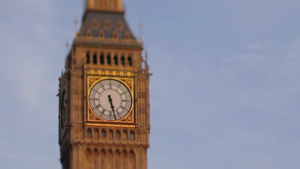 Timlapse big Ben'i ve london atış Meclis'te evlerin — Stok video