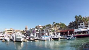 panning Timelapse liman ve deniz araçları cabo San lucas, Meksika