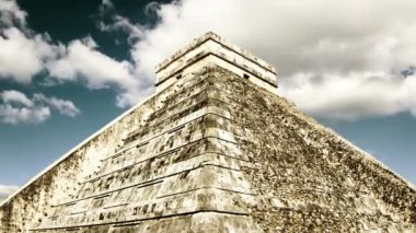 chichen Itza, Meksika Timelapse mayan ruins.