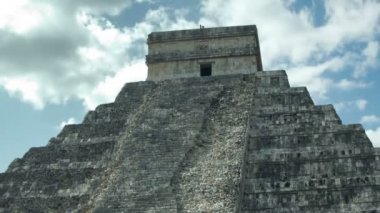 chichen Itza, Meksika Timelapse mayan ruins.