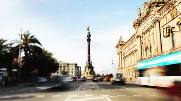 Rohanás a forgalom, a vastagbél, barcelona, Spanyolország — Stock videók