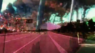 Çatıya klempe kamera ile hareket halindeki bir arabadan ateş timelapse