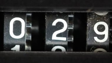 Bir kaset oynatıcının yakın plan görüntüsü.