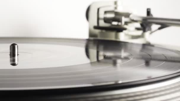 Gros plan d'un tourne-disque dj — Video