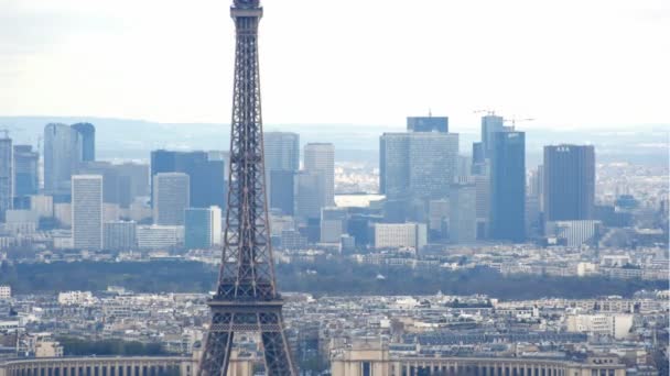 Эйфелева башня в Париже, Франция — стоковое видео