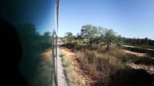 Schot van de chepe el trainen die passeert de ongelooflijke koperen canyon — Stockvideo