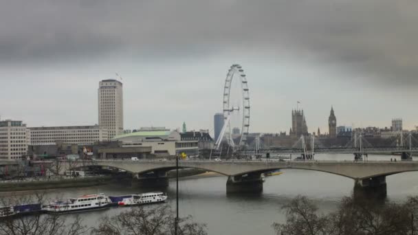 Timelapse shots of the london eye and river thames — Stock Video