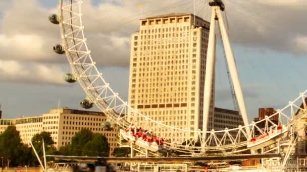 Het london eye millenium wiel — Stockvideo