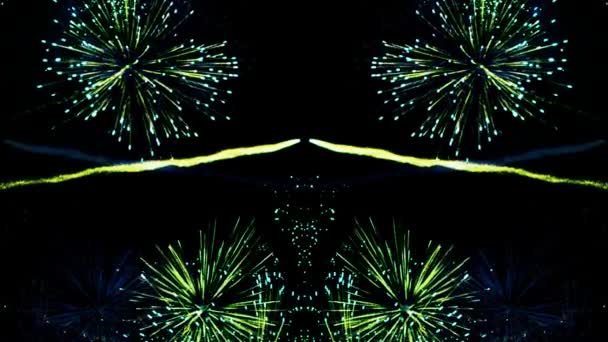 Visualizzazione colorata dei fuochi d'artificio — Video Stock