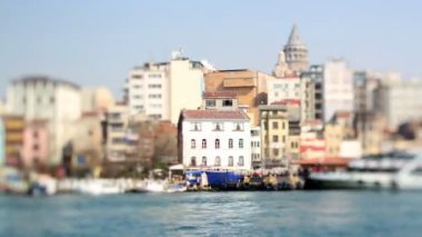 galata Kulesi ve çevredeki mahalle görünümü