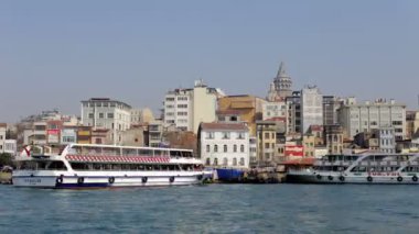 galata Kulesi ve çevredeki mahalle görünümü
