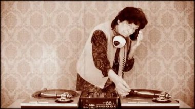 çok korkak yaşlı Nine dj! Bayan gidin! yaşlı film efekti