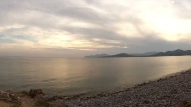 güzel bir gün batımı Timelapse Ibiza sahilinde