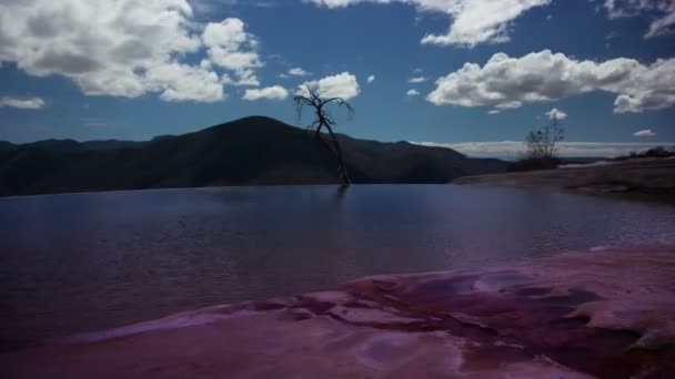 Hierve al aqua eşsiz ve güzel manzara Timelapse — Stok video