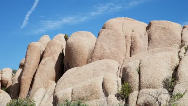 Rock formation in joshua tree national park — Stock Video