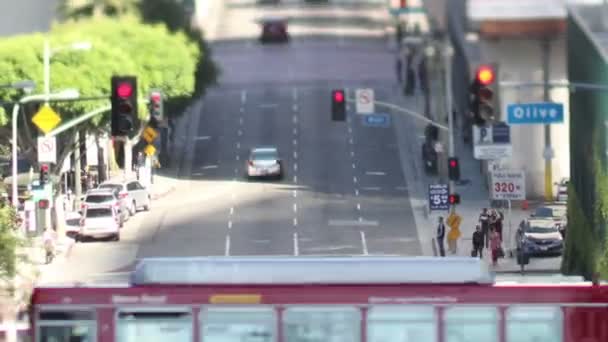 Timelapse de tráfego em uma rua no centro de Los Angeles — Vídeo de Stock