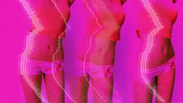 Belle femme danse seule 