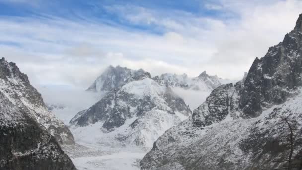 Horská timelapse v chamonix, francouzské Alpy — Stock video