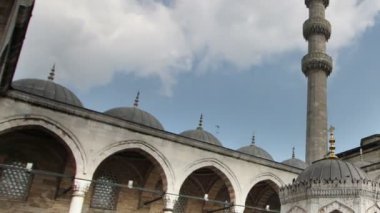 courtyeard yeni cami cami içinde Timelapse