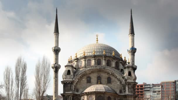 Timelapse van de nusretiye cami moskee in istanbul — Stockvideo