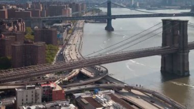 manhattan skyline ve brooklyn Köprüsü'nden yüksek bir noktadan Timelapse