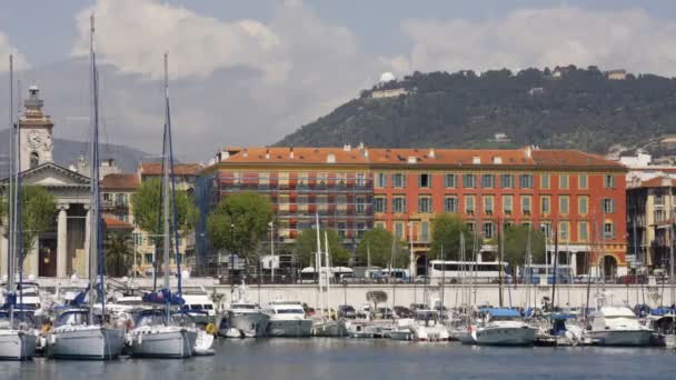 Θέα ωραίο λιμάνι και στον ορίζοντα, Γαλλία — Αρχείο Βίντεο