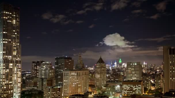 Тімелапс нижнього манхеттенського горизонту і будівлі — стокове відео
