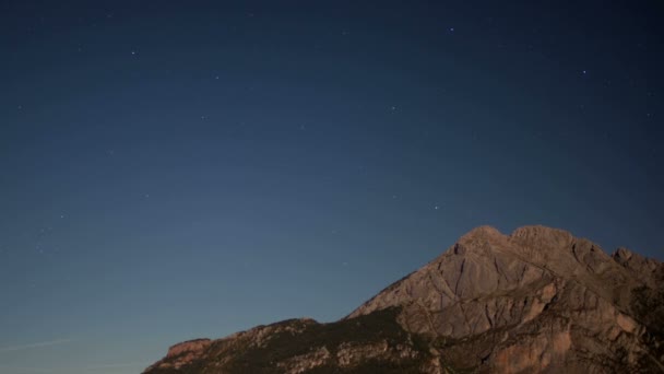 ระยะเวลาของภูมิทัศน์ภูเขาที่สวยงาม — วีดีโอสต็อก