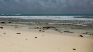 Timelapse boş paradise Beach