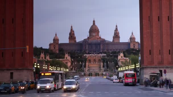 Rush van het verkeer vroege avond, op plaza de espana — Stockvideo