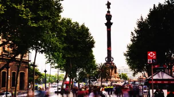 Correndo sobre em las ramblas — Vídeo de Stock