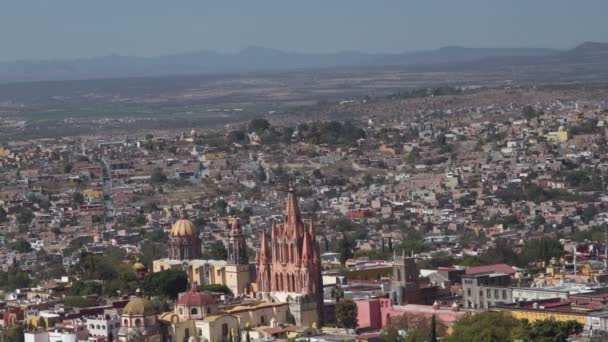 The skyline of the historic city of san miguel de allende — Stock Video