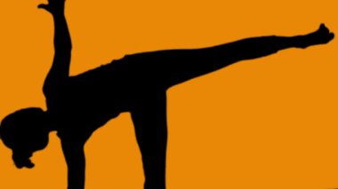 genç kadın yoga hamle ve pozisyonlar yöntemler
