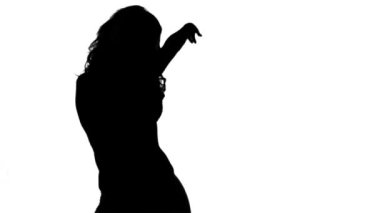Seksi dansçı gölgesi, silueti