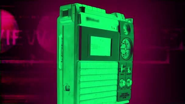 Un reproductor de casetes de radio retro super cool dando vueltas — Vídeos de Stock