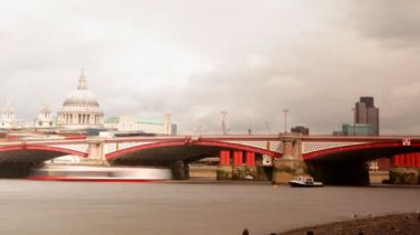thames Nehri ve st pauls, Londra