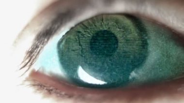 Etrafa göz yakın çekim