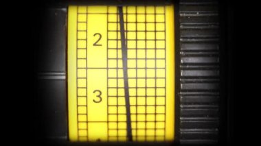 eski retro bir plak çalar, ses seviyesi kontrolü