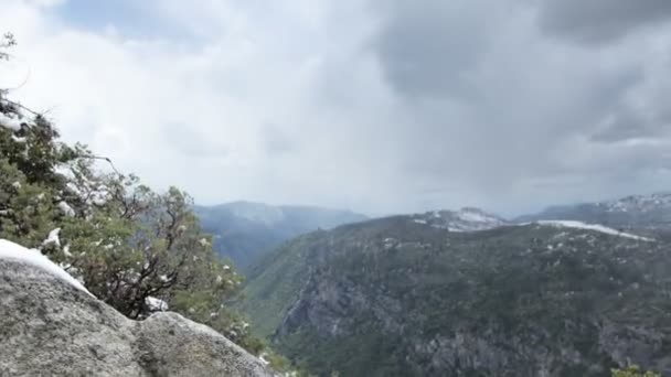 Πανέμορφο τοπίο στο εθνικό πάρκο Γιοσέμιτι — Αρχείο Βίντεο