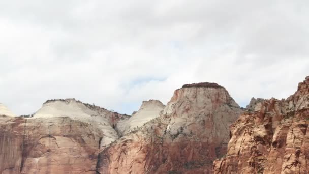 The amazing rock structures in zion national park — Stock Video