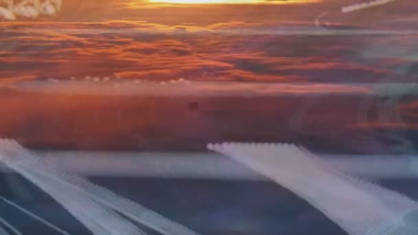 Sonnenuntergang Wolken vorbei über Kopf — Stockvideo